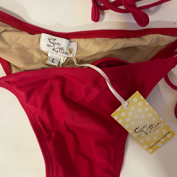 Two bathing suits - Picture 7 of 13